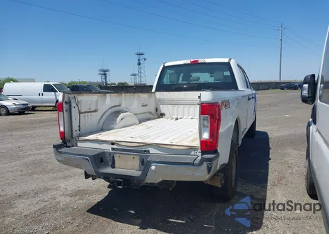 2019 Ford F-250 Xl z USA, uszkodzony, nr VIN 1FT7W2BT8KED66097